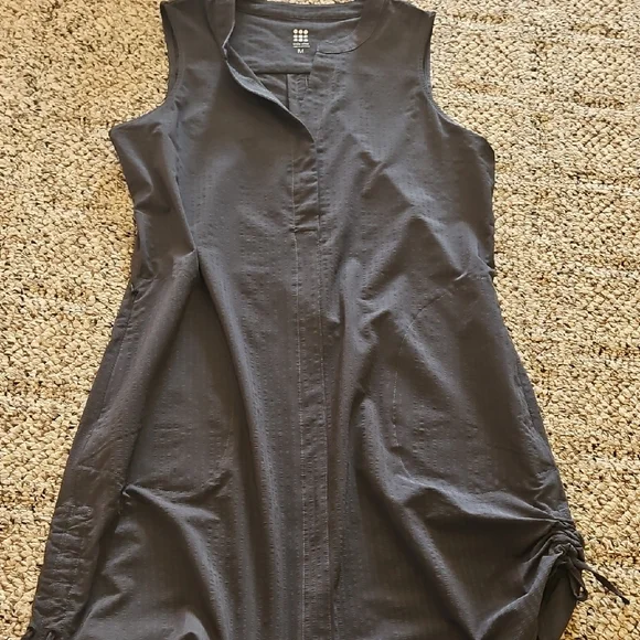 Two dresses! Title Nine Sleeveless Dresses - Picture 4 of 9